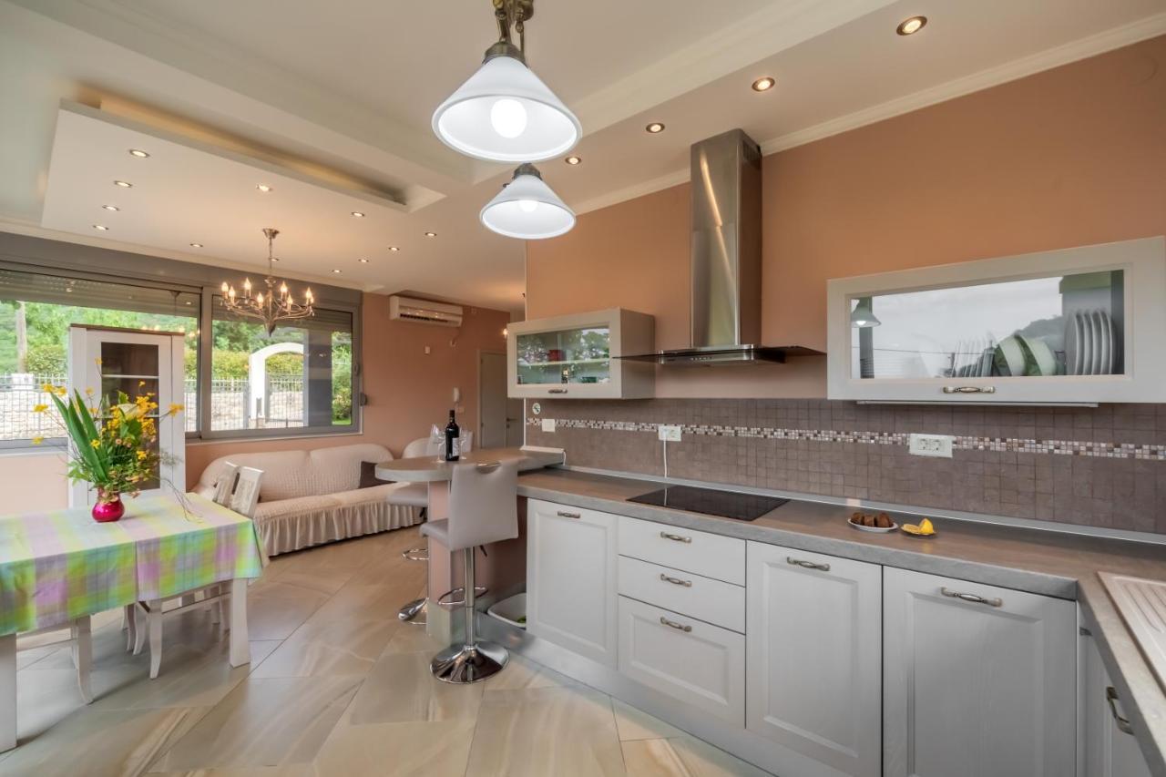 Villa Montenegrina Петровац Экстерьер фото