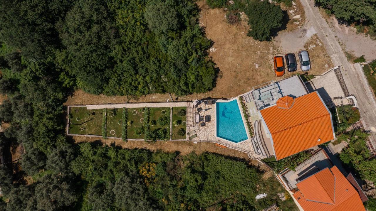 Villa Montenegrina Петровац Экстерьер фото